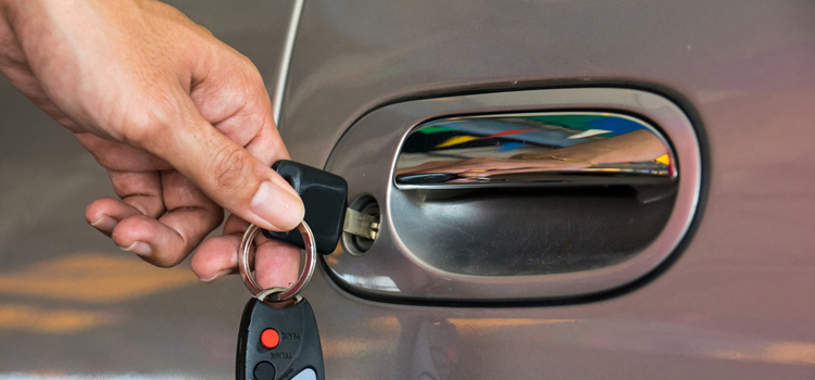 Car door lock repair in Vista