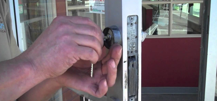 commercial door lock repair Vista